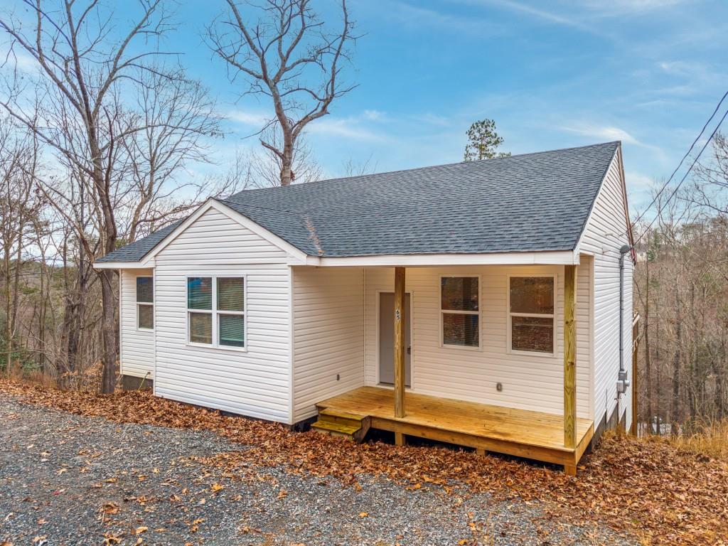 657 Summit Lane Ellijay, GA 30540 - Photo 4 of 33 a view of a house with a yard