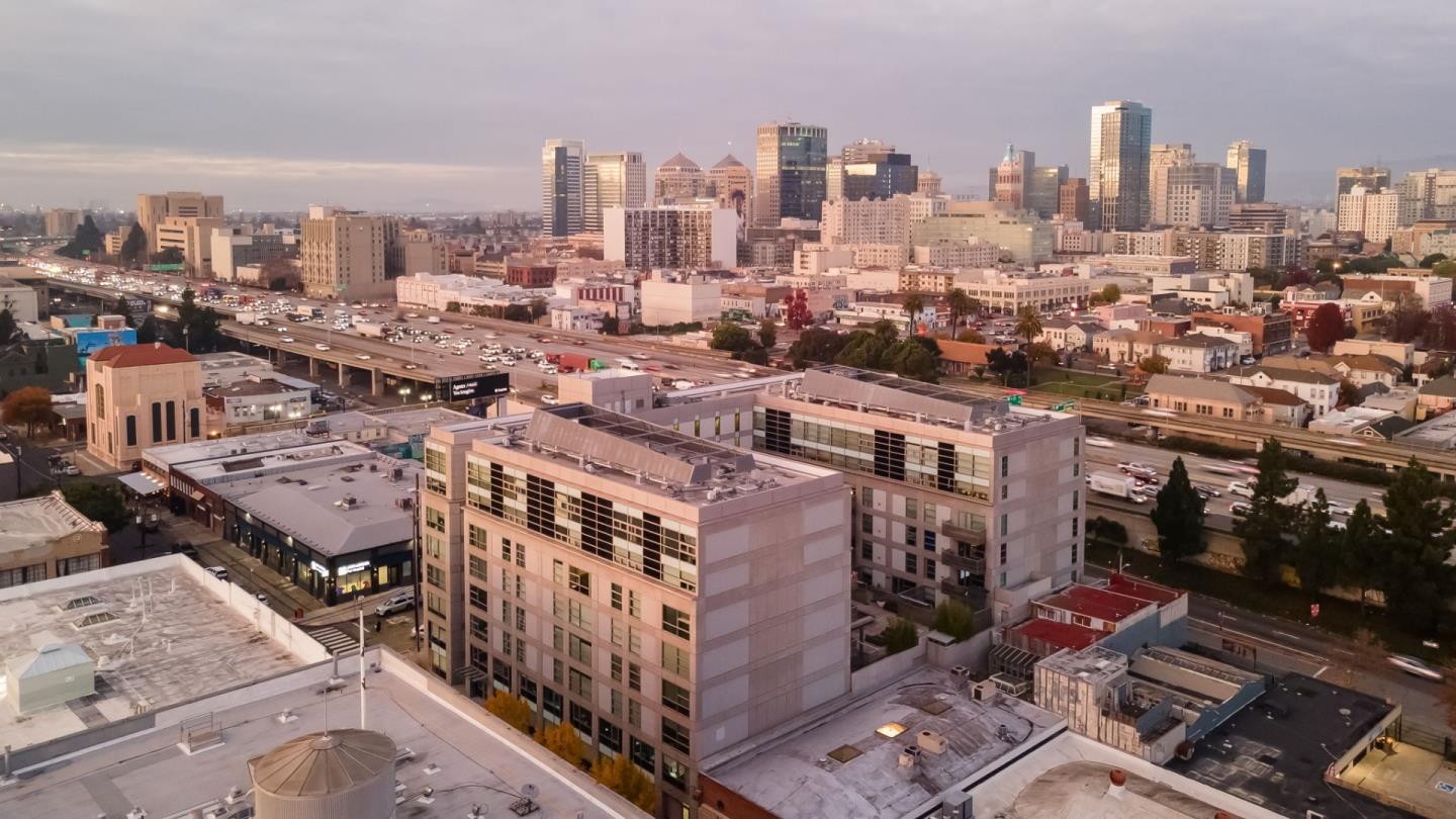 428 Alice Street, Unit 637 Oakland, CA 94607 - Photo 20 of 23 a city view with tall buildings