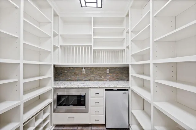 $1,399,000 | 380 Fredericks Cove, Dawsonville, GA 30534