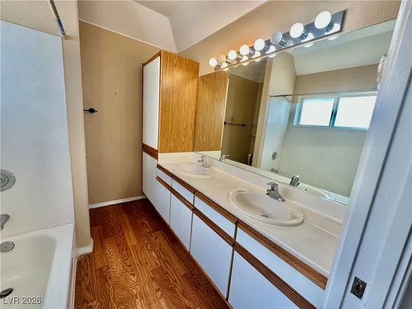 $159,000 | 3550 Bay Sands Drive, Unit 2097, Laughlin, NV 89029