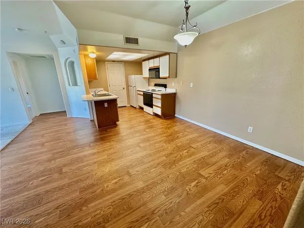 $159,000 | 3550 Bay Sands Drive, Unit 2097, Laughlin, NV 89029