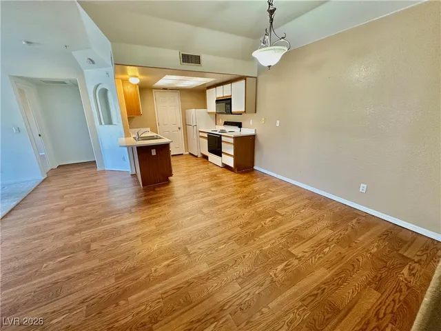 $159,000 | 3550 Bay Sands Drive, Unit 2097, Laughlin, NV 89029