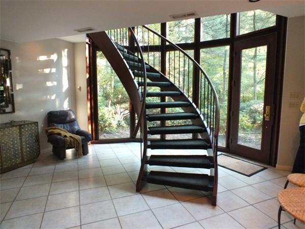 161 Ardsley Road Longmeadow, MA 01106 - Photo 11 of 23