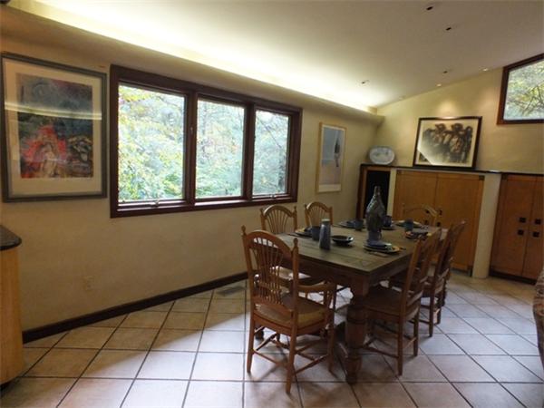161 Ardsley Road Longmeadow, MA 01106 - Photo 8 of 23