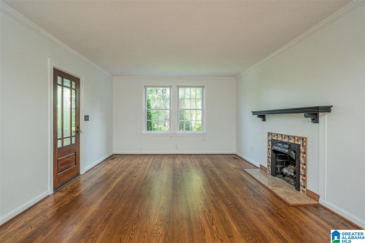 1409 Overlook Road Birmingham, AL 35209 - Photo 4 of 33
