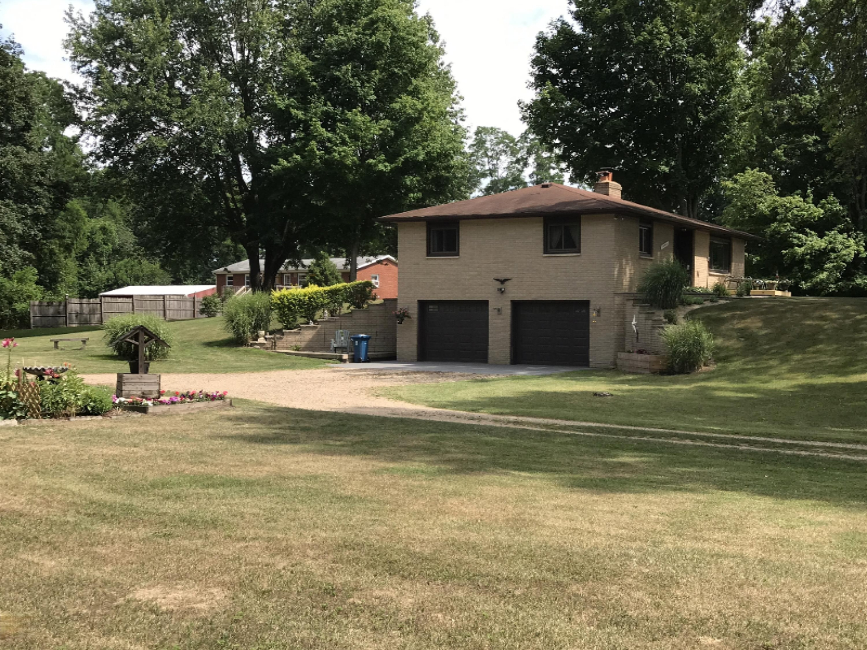 10455 South Sprinkle Road Vicksburg, MI 49097 - Photo 4 of 25 IMG_5362