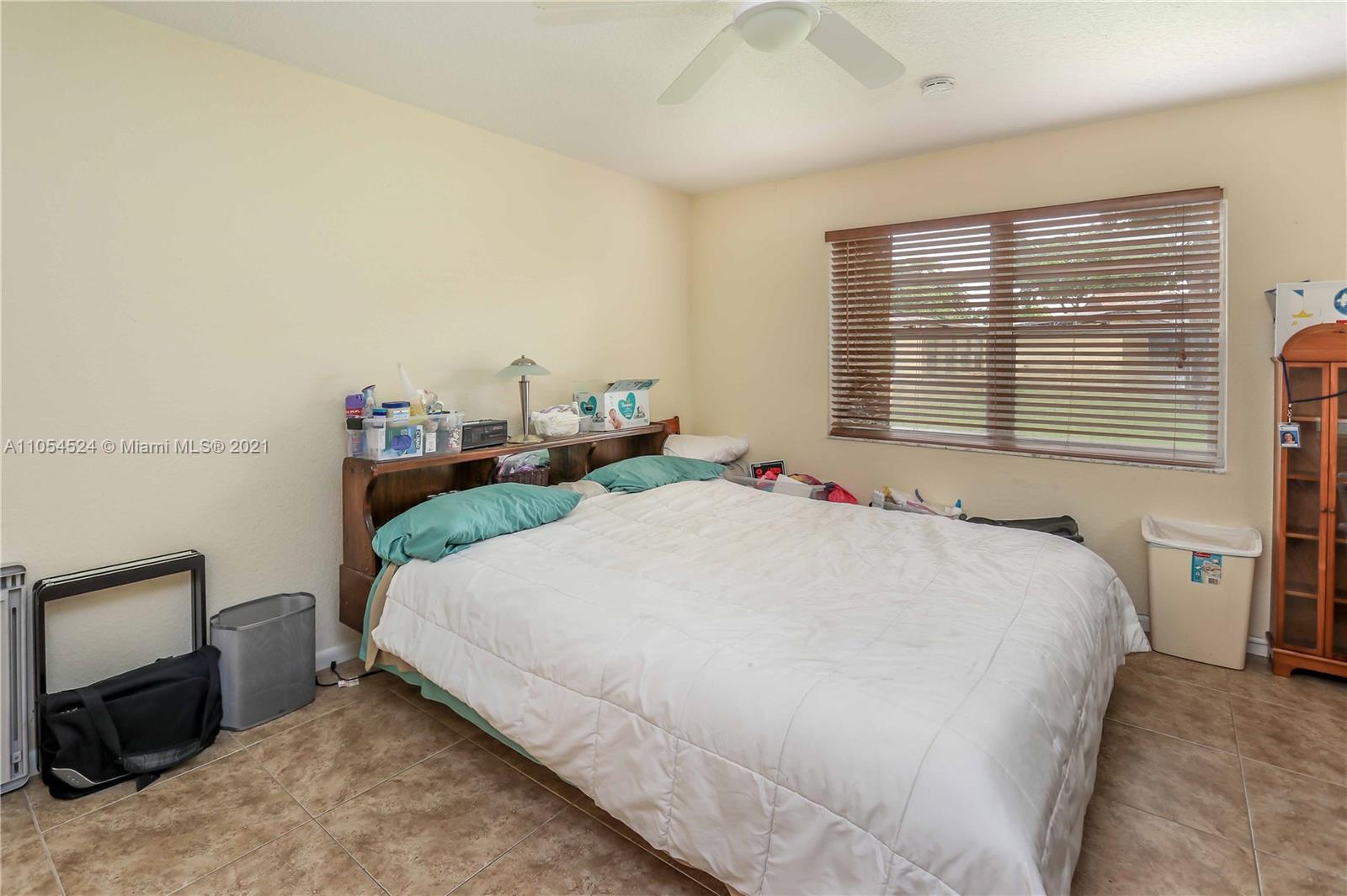 117 Fox Road, Unit 142 Hollywood, FL 33024 - Photo 15 of 25 Gallery Image 15