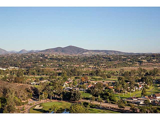 15575 Las Planideras Rancho Santa Fe, CA 92067 - Photo 3 of 17