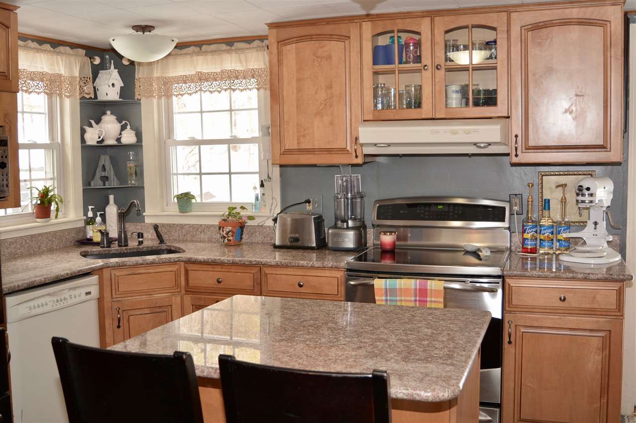 209 Meriden Road Lebanon, NH 03766 - Photo 8 of 24 Gallery Image 8