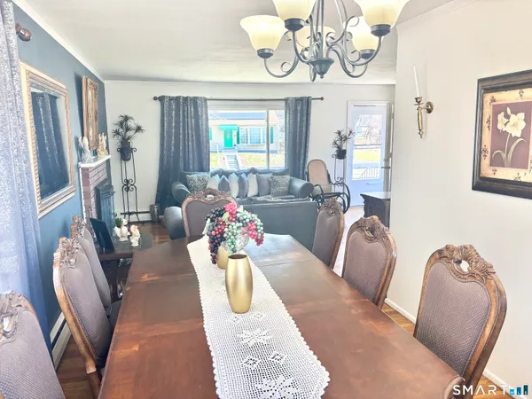 $304,900 | 40 Rentschler Street, East Hartford, CT 06118