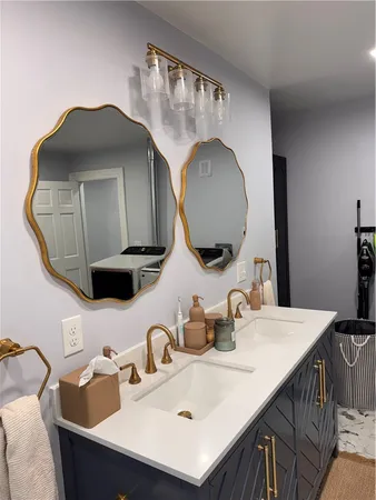 $2,500 | 93 Chapin Avenue, Unit 3, Providence, RI 02909