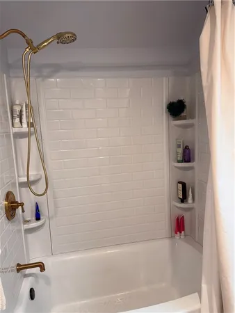 $2,500 | 93 Chapin Avenue, Unit 3, Providence, RI 02909