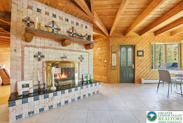 $1,100,000 | 493 Lake Drive, Nesquehoning, PA 18240