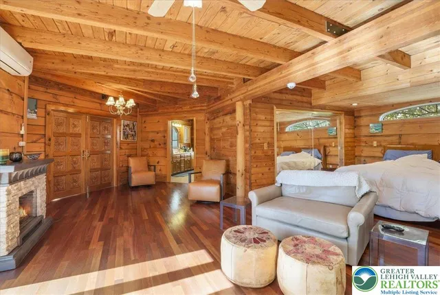 $1,100,000 | 493 Lake Drive, Nesquehoning, PA 18240