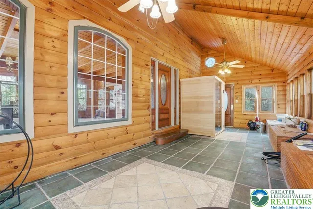 $1,100,000 | 493 Lake Drive, Nesquehoning, PA 18240