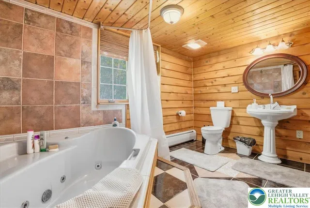 $1,100,000 | 493 Lake Drive, Nesquehoning, PA 18240