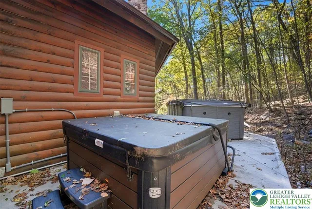 $1,100,000 | 493 Lake Drive, Nesquehoning, PA 18240