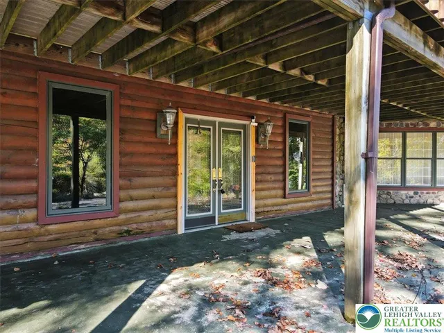 $1,100,000 | 493 Lake Drive, Nesquehoning, PA 18240