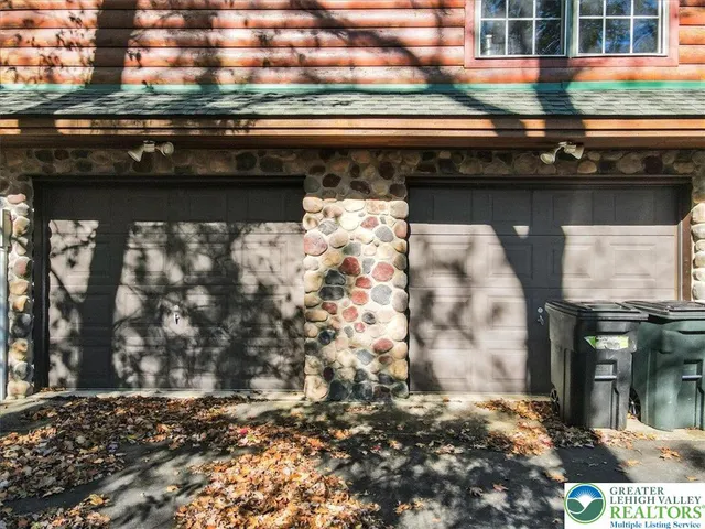 $1,100,000 | 493 Lake Drive, Nesquehoning, PA 18240