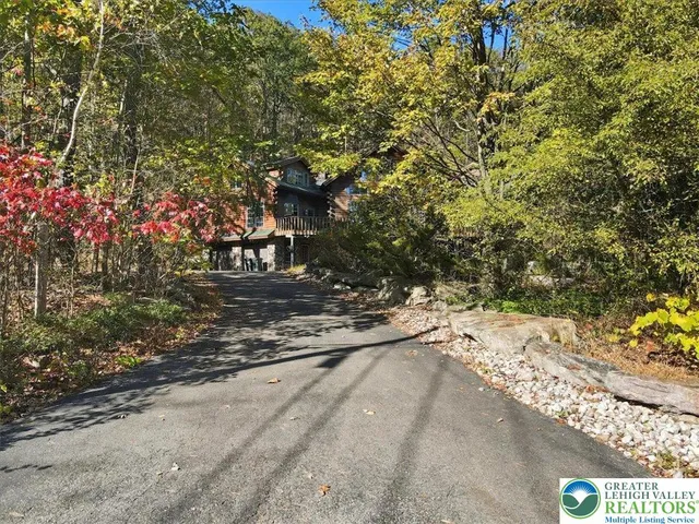 $1,100,000 | 493 Lake Drive, Nesquehoning, PA 18240