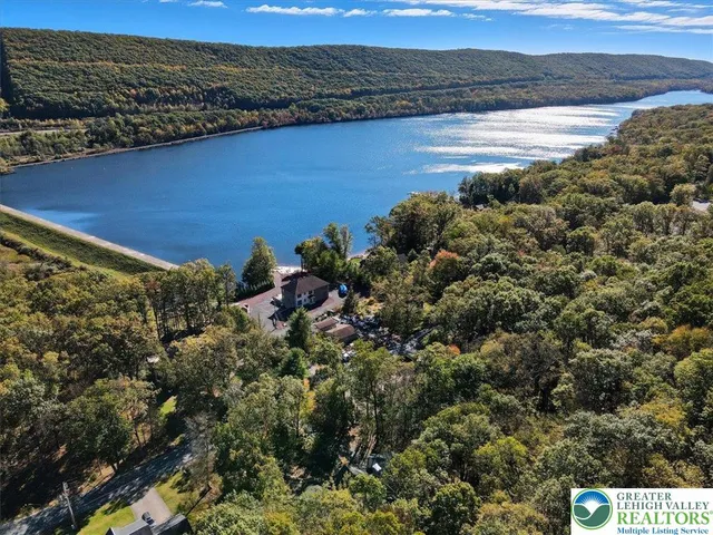$1,100,000 | 493 Lake Drive, Nesquehoning, PA 18240
