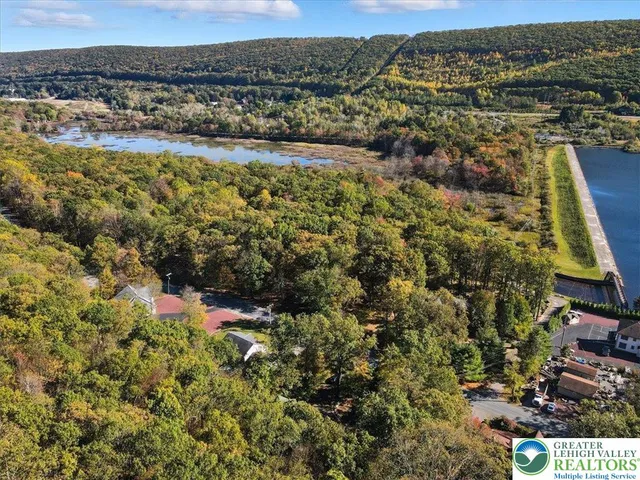 $1,100,000 | 493 Lake Drive, Nesquehoning, PA 18240