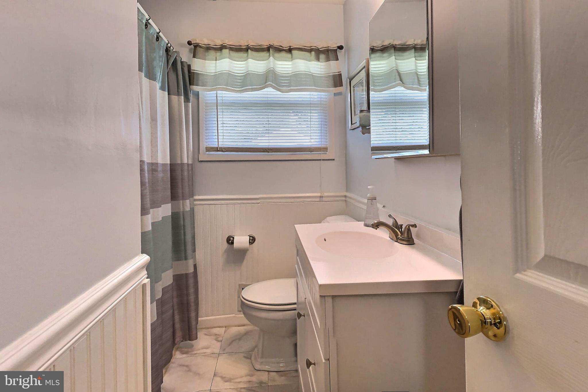 32 Sun Valley Road Hamilton, NJ 08690 - Photo 20 of 24