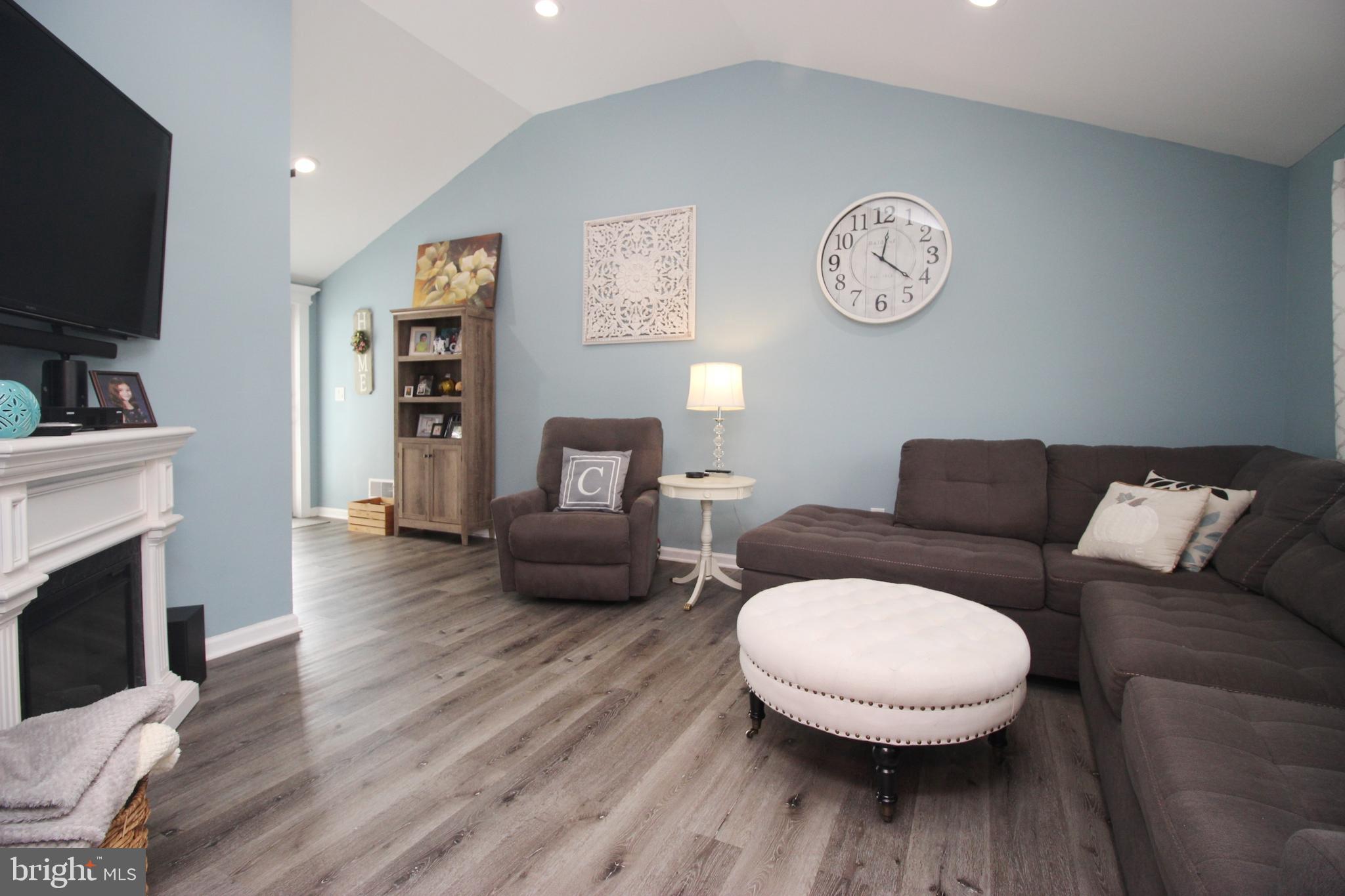 32 Sun Valley Road Hamilton, NJ 08690 - Photo 9 of 24