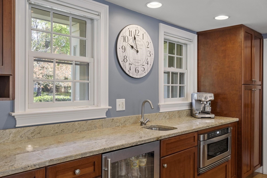 93 Nashoba Road Concord, MA 01742 - Photo 7 of 29
