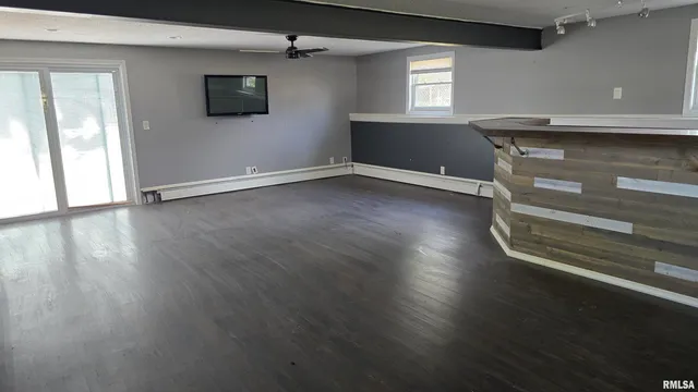 $179,900 | 601 Scenic Drive, Clinton, IA 52732