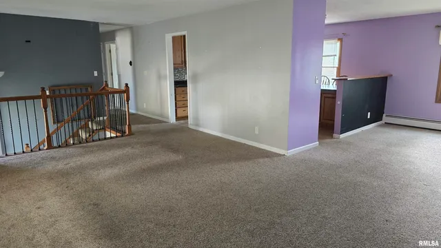 $179,900 | 601 Scenic Drive, Clinton, IA 52732