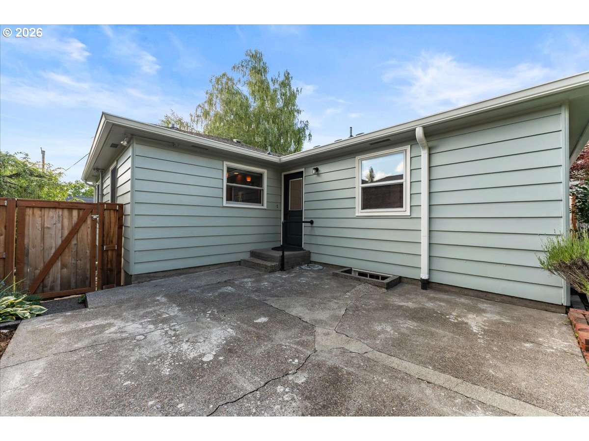 6900 Southwest 4th Avenue Portland, OR 97219 - Photo 36 of 48