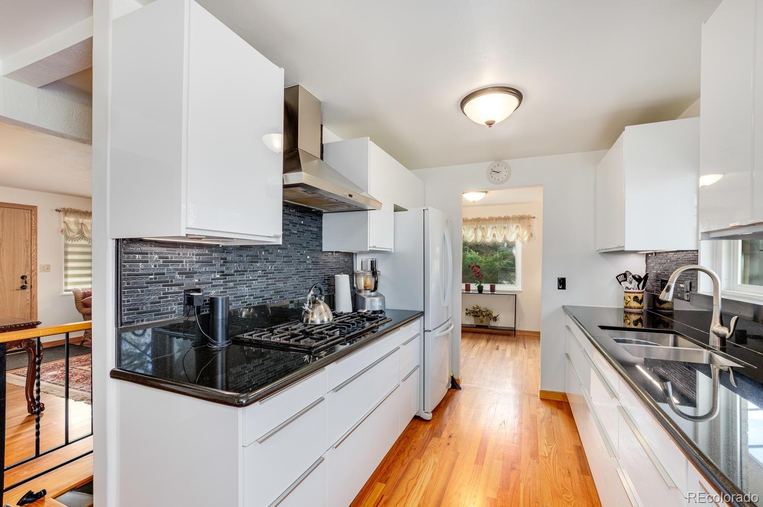 649 West Ridge Road Littleton, CO 80120 - Photo 13 of 35 Gallery Image 13
