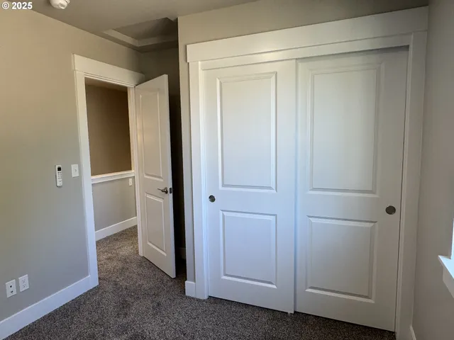 $325,000 | 440 West Harrison Street, Roseburg, OR 97471