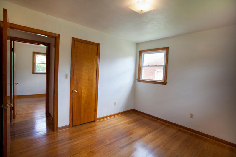 5014 Hubert Road Northwest Roanoke, VA 24012 - Photo 26 of 38 Hubert022