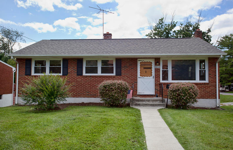 5014 Hubert Road Northwest Roanoke, VA 24012 - Photo 37 of 38 Hubert001