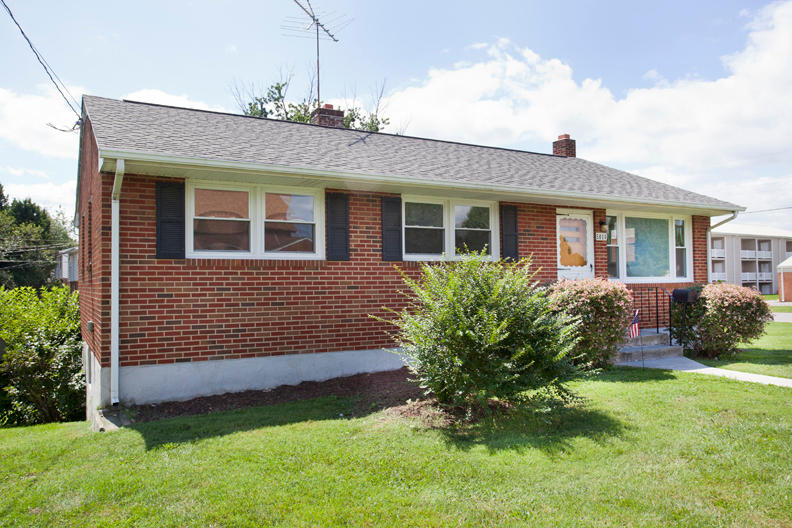 5014 Hubert Road Northwest Roanoke, VA 24012 - Photo 38 of 38 Hubert030