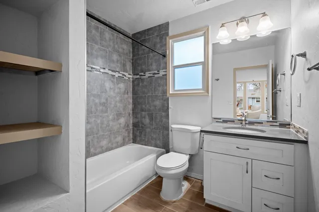 $295,000 | 19 East Gordon Avenue, Spokane, WA 99207