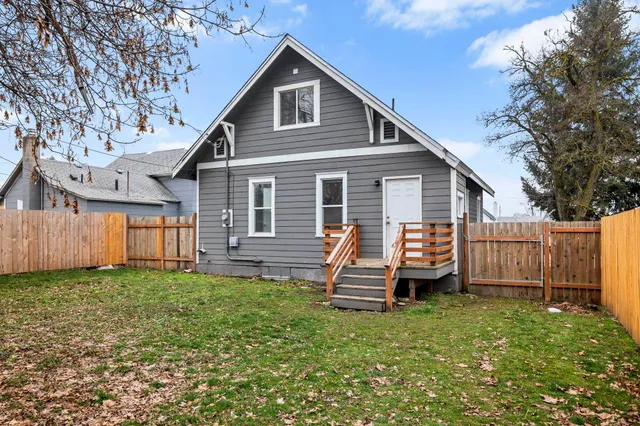 $295,000 | 19 East Gordon Avenue, Spokane, WA 99207