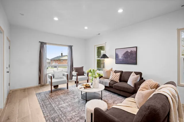 $295,000 | 19 East Gordon Avenue, Spokane, WA 99207