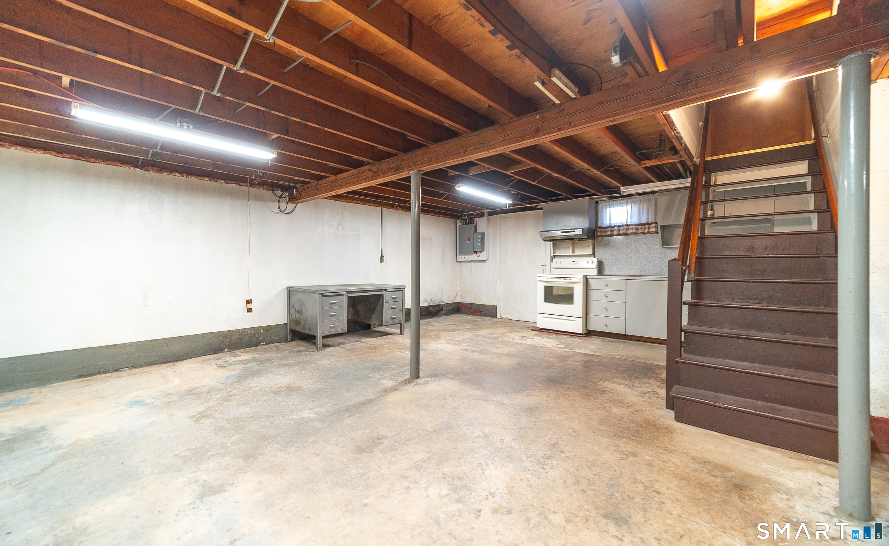 20 Prospect Street Middletown, CT 06457 - Photo 27 of 30 a view of empty room