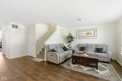 $425,000 | 5241 Basin Park Drive, Indianapolis, IN 46239