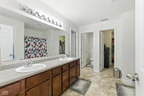 $425,000 | 5241 Basin Park Drive, Indianapolis, IN 46239