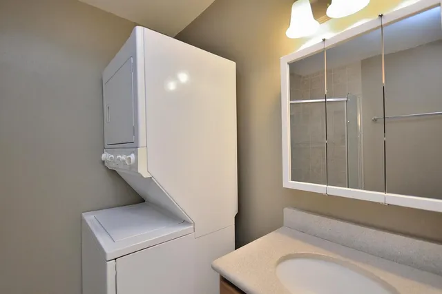 $165,000 | 10464 Whitnall Edge Drive, Unit 203, Franklin, WI 53132