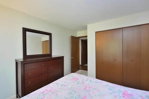 $165,000 | 10464 Whitnall Edge Drive, Unit 203, Franklin, WI 53132