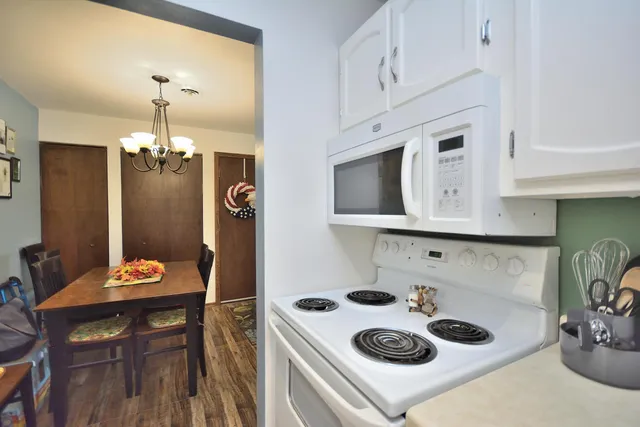 $165,000 | 10464 Whitnall Edge Drive, Unit 203, Franklin, WI 53132