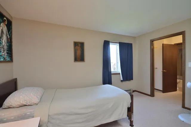 $165,000 | 10464 Whitnall Edge Drive, Unit 203, Franklin, WI 53132