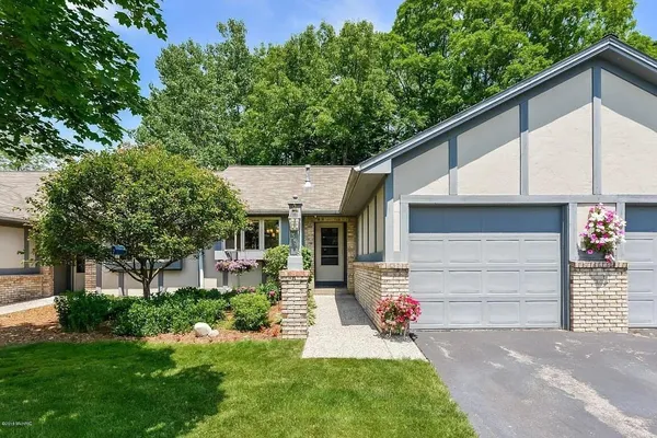 $264,900 | 3008 Kay Drive Southeast, Grand Rapids, MI 49508