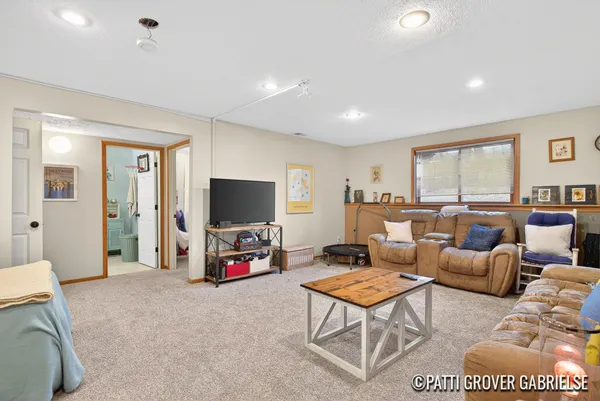 $264,900 | 3008 Kay Drive Southeast, Grand Rapids, MI 49508