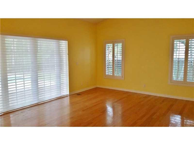 3220 Overlook Road Davie, FL 33328 - Photo 10 of 23 Den/Family/Great Room
